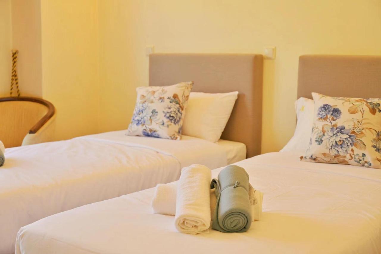 New Times Home & Hotels Near Metro Station Athens Center מראה חיצוני תמונה