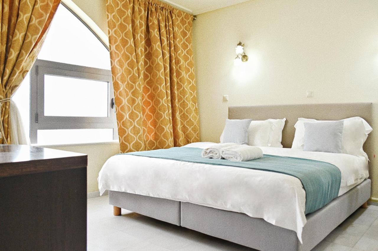 New Times Home & Hotels Near Metro Station Athens Center מראה חיצוני תמונה