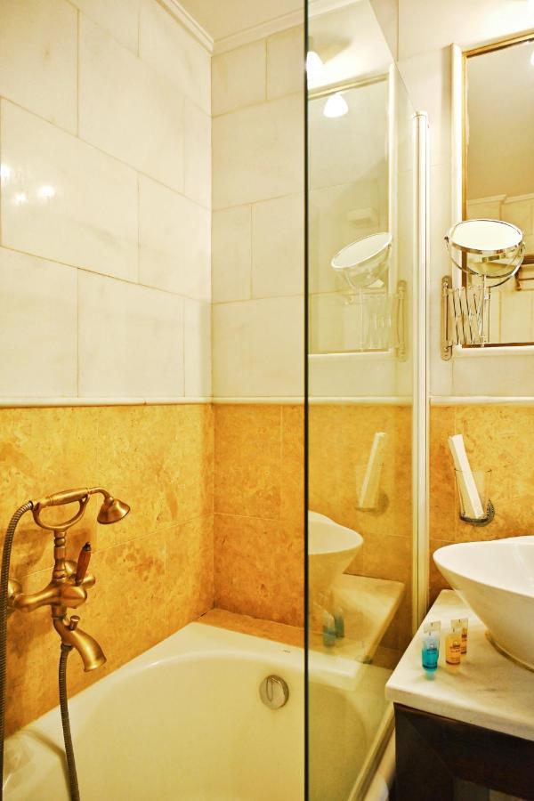 New Times Home & Hotels Near Metro Station Athens Center מראה חיצוני תמונה